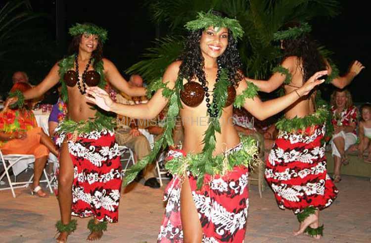 hula dancers hollywood