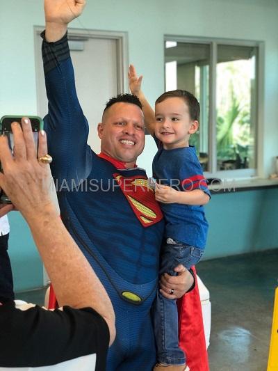 Miamisuperhero Superman Rental