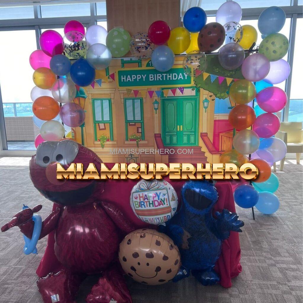 decorations-elmo | Miami Superhero event decorations