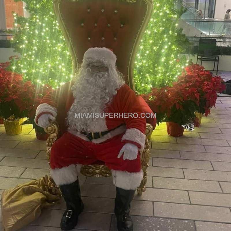 Santa for hire across South Florida with photo-friendly visits