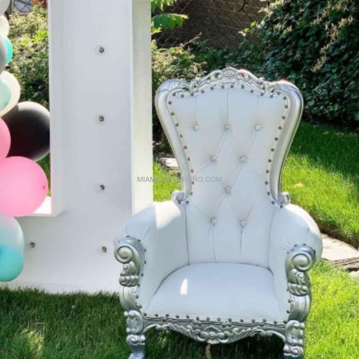 White baby throne rental for prince or princess birthday theme